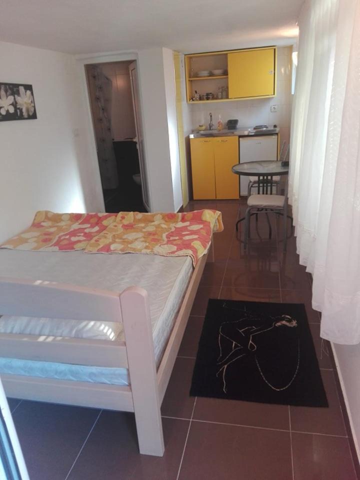Marko Apartment Sutomore Exterior photo