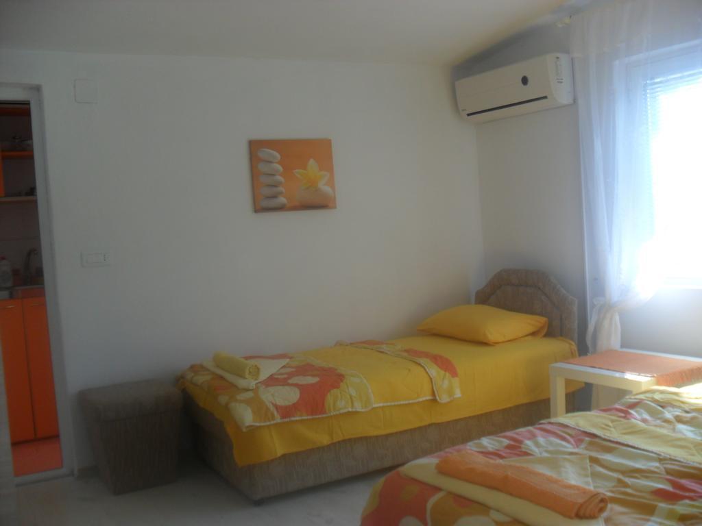 Marko Apartment Sutomore Exterior photo